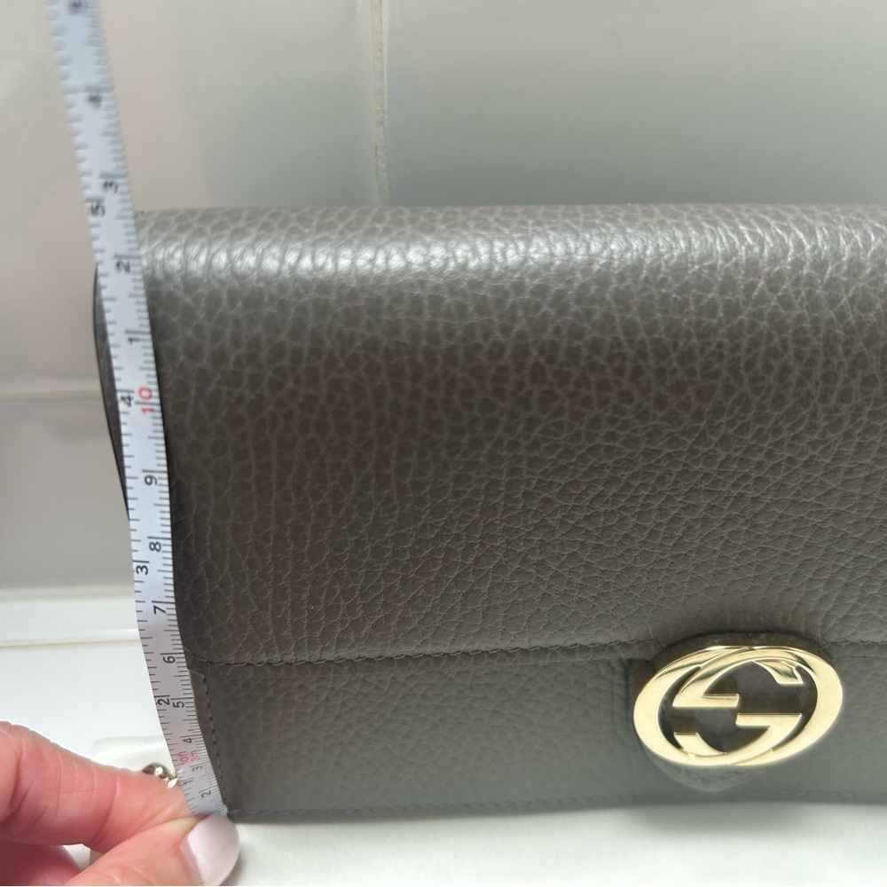 Gucci gray interlocking G logo wallet on chain crossbody bag - Picture 6 of 14